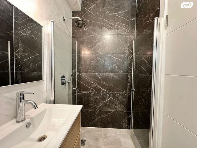 דירה, בנימין ד'ישראלי 45, אחוזה, חיפה