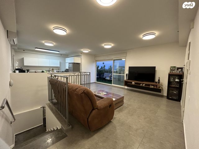 דופלקס, עין חנוך 17, גבעת סביון, גני תקווה