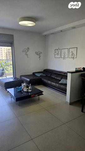 דירה, האימהות 1, סביוני נצר סירני, נס ציונה