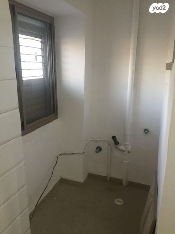 דירה, שבטי ישראל 60, קרית חיים מזרחית, חיפה