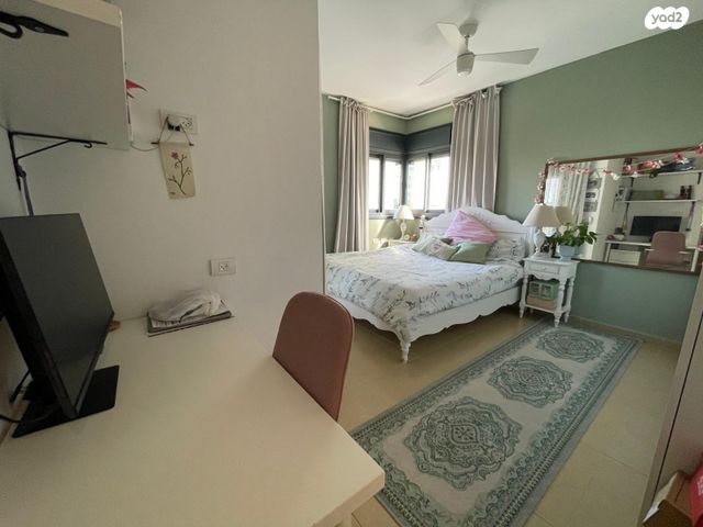 גג/ פנטהאוז, עזריאל 22, רמת השקמה, רמת גן