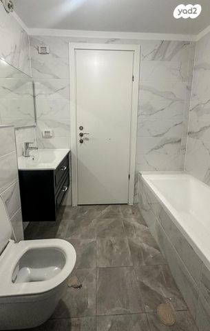 דירה, אמנון ליפקין שחק 1, נוף הטיילת, נתניה