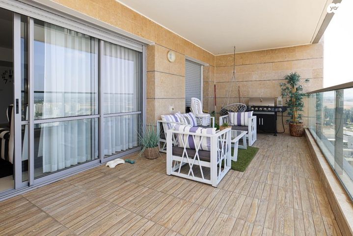 דירה, אלונים 24, קרית השרון, נתניה