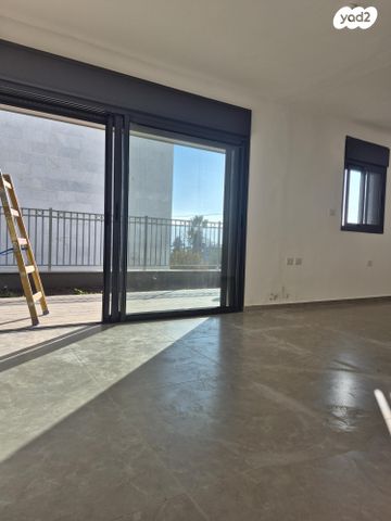 דירת גן, הדרים 1, יפה נוף, מעלות תרשיחא