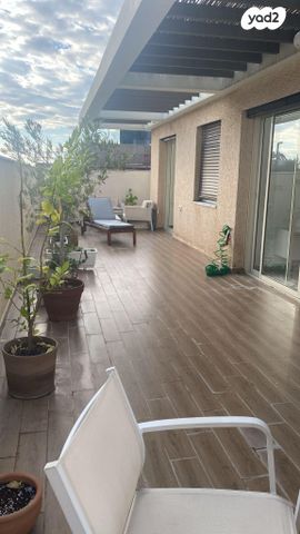 גג/ פנטהאוז, לילינבלום 19, לב תל אביב, לב העיר צפון, תל אביב יפו