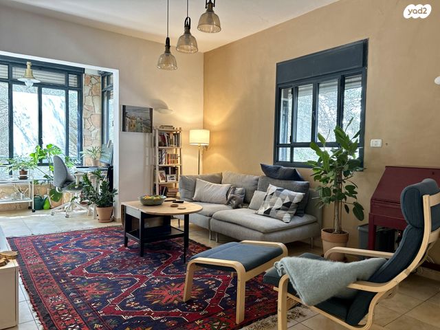 בנימין ד'ישראלי 51