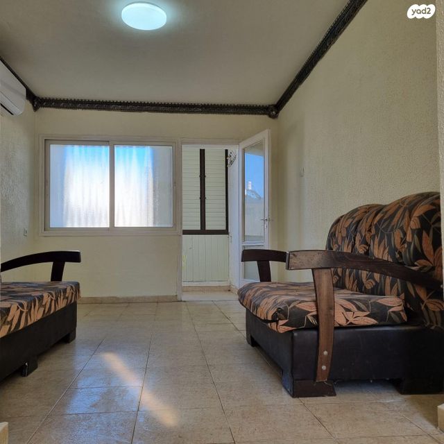 דרך הארבעה 47