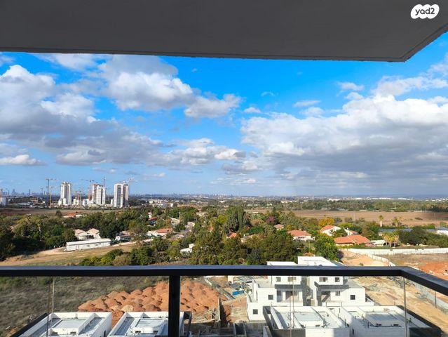 לאה גולדברג 1