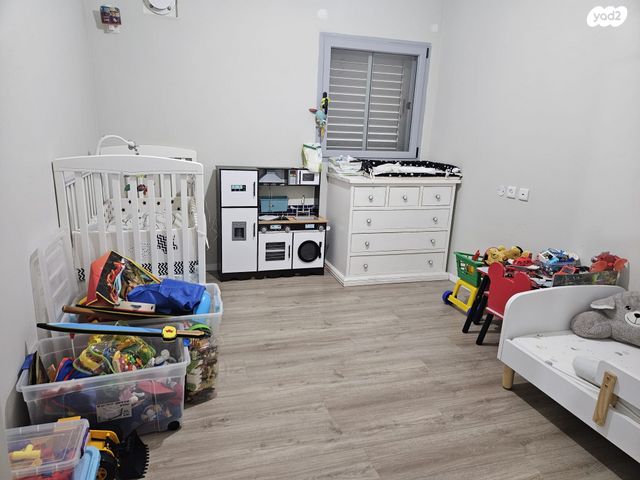 דירה, הערבה 51, רובע ג', אריאל