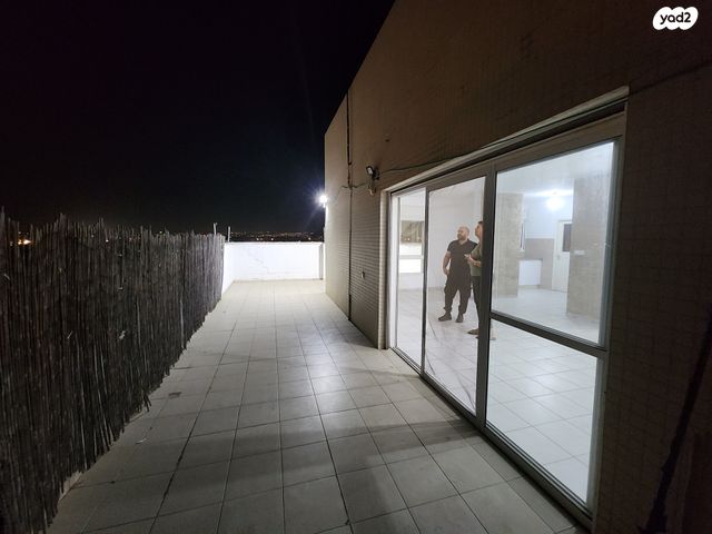 גג/ פנטהאוז, נהלל 4, הפארק - צפון ותיק, חדרה