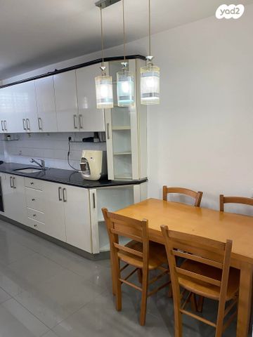 דירה, בושם 34, לבנה, תל אביב יפו