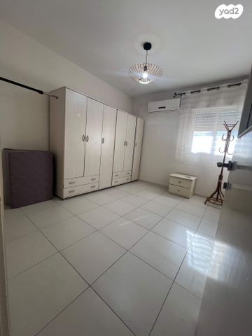 דירה, המכבים 11, מרכז העיר, קרית שמונה