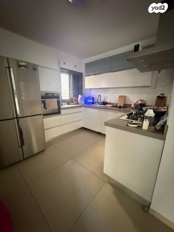 דירת גן, אורן 12, החורש, חריש