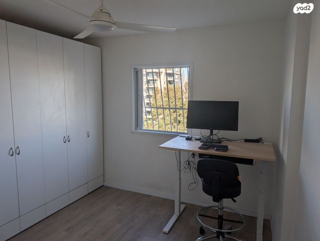 דירה, שמעון בן צבי 5, שטח 9, גבעתיים