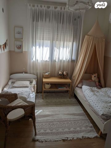 דירה, נחל צלמון 33, צור יצחק, צור יצחק