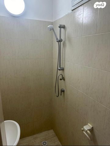 דירה, שביל אילנות 8, מעוז ציון א', מבשרת ציון