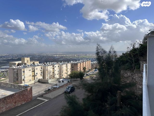 דירה, נתיב חן 61, נווה שאנן, חיפה