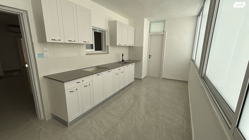 גג/ פנטהאוז, א.ד. גורדון 58, צפון מערב מרכז העיר, נתניה