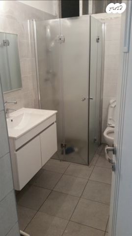 דירה, מוהליבר 28, מכב"י, יהוד מונוסון