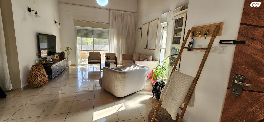 דירה, הדולב 237, חוסן, חוסן