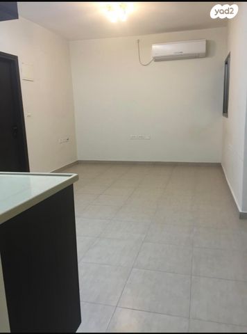 דירה, יהודה לייב פינסקר 3, רמב"ם, ראשון לציון