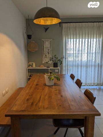 דירה, נחל צלמון 33, צור יצחק, צור יצחק