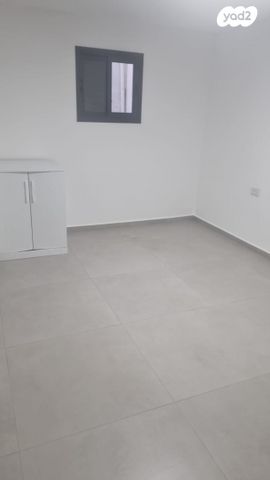 מרתף/ פרטר, אצ"ל 1, שבזי, ראש העין