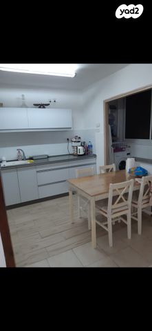 דירה, שדרות בן גוריון 531, גבעת אולגה, חדרה