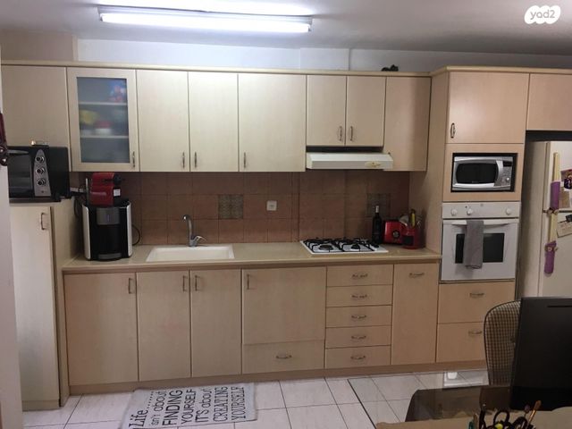 דירה, שדרות ביאליק 2, קרית ים  א', קרית ים