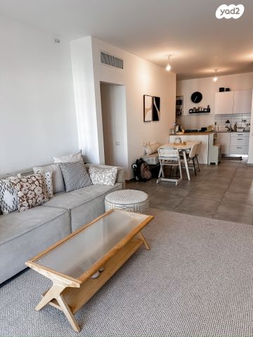 דירה, מאיר גרוסמן 10, נווה עופר, תל כביר, תל אביב יפו