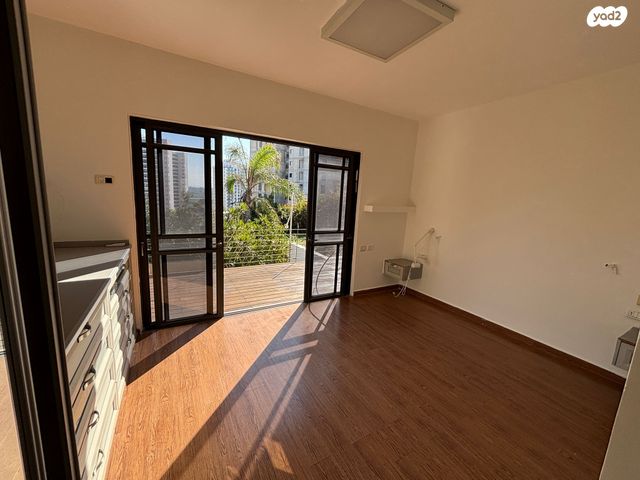 בית פרטי/ קוטג', עמק חפר 79, פרדס הגדוד, נתניה