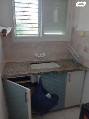 דירה, עקרון 19, שוק תלפיות, חיפה