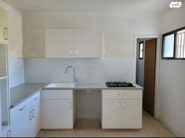 דירה, האחים בן עזר 4, רמת ורבר, פתח תקווה