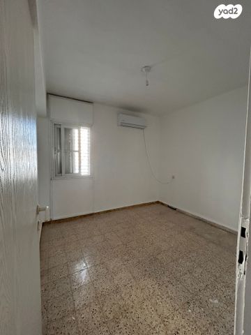 דירה, דבורה הנביאה 14, נווה נחל, בית שאן