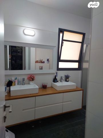 דו משפחתי, יאיר שטרן 18, בית אריה / עופרים, בית אריה / עופרים