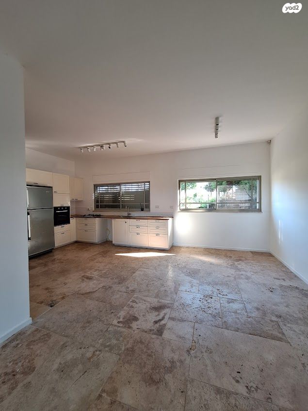 בית פרטי/ קוטג', דרך הים 1, אביחיל, אביחיל