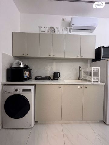 גנרל פייר קניג 29