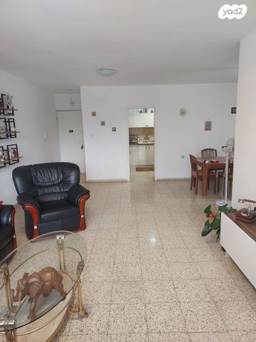 דירה, הגליל 43, מרכז, כפר סבא