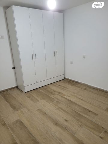 יחידת דיור, גרשון שרשבסקי 4, שאר העיר, מזכרת בתיה