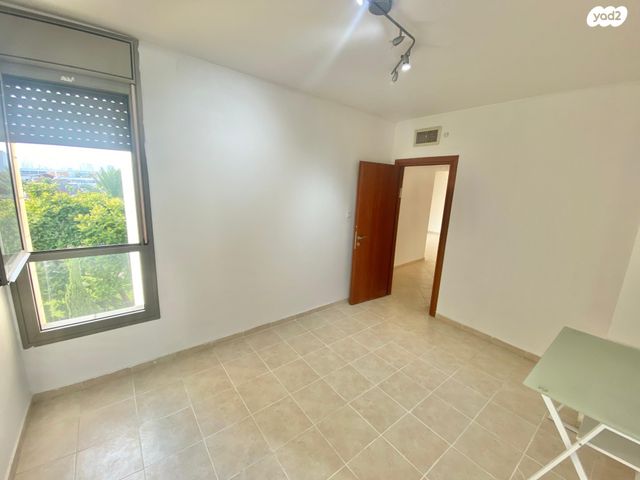 דירה, יאיר הגלעדי 6, נאות יהודית ונווה ארזים, חולון