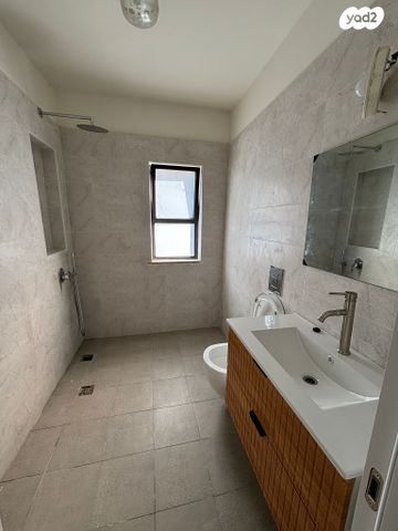 בית פרטי/ קוטג', עמק חפר 79, פרדס הגדוד, נתניה