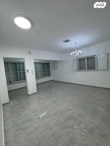 דירת גן, לב הכפר 1, חצב, חצב