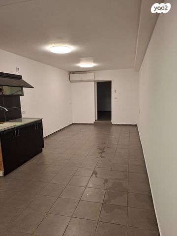 דירה, שלום מרחבי 3, מחנה יהודה, פתח תקווה