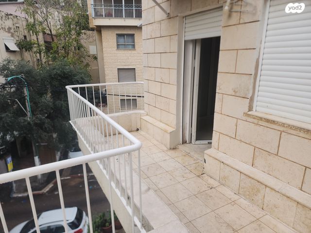 סטודיו/ לופט, בן יהודה 2, הרצליה, חיפה