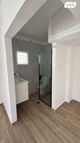 גג/ פנטהאוז, א.ד. גורדון 58, צפון מערב מרכז העיר, נתניה