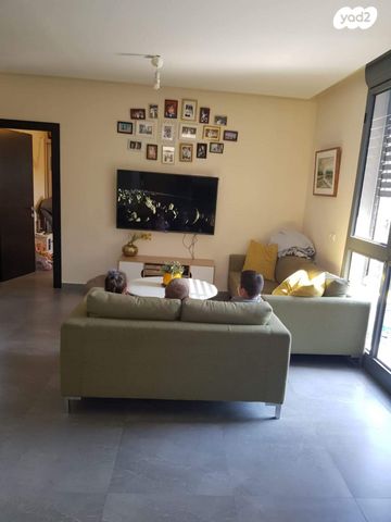 דירה, בר כוכבא 25, רסקו ב', חולון