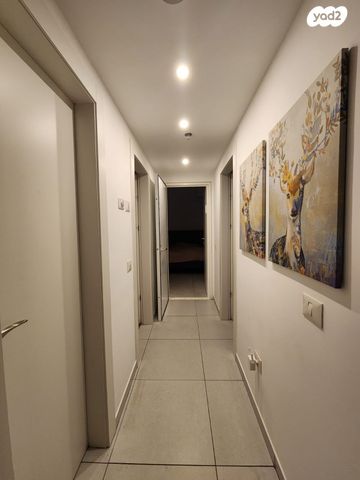 דירה, יצחק נבון 3, נאות אריאל שרון, קרית אונו