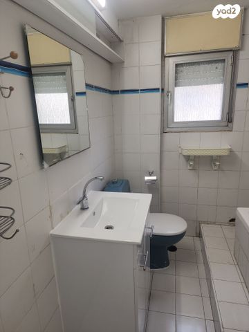 סטודיו/ לופט, בן יהודה 2, הרצליה, חיפה