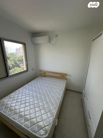 דירה, שדרות ח"ן 12, צור שלום, קרית ביאליק