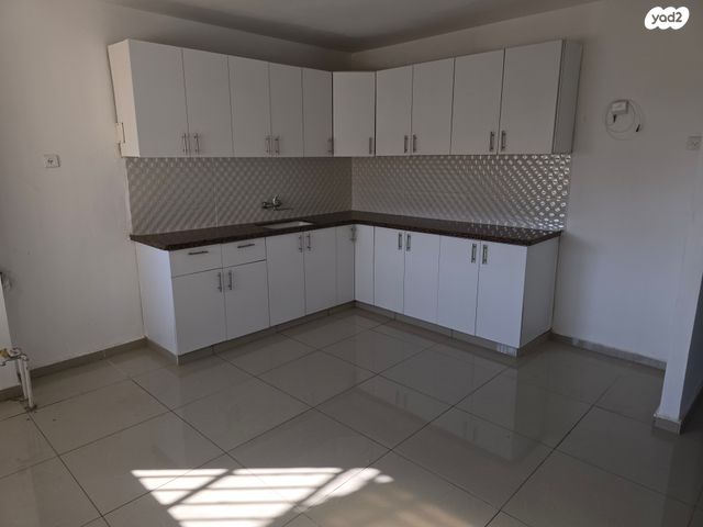 דירה, שדרות הארבעה 62, מרכז העיר, בית שאן